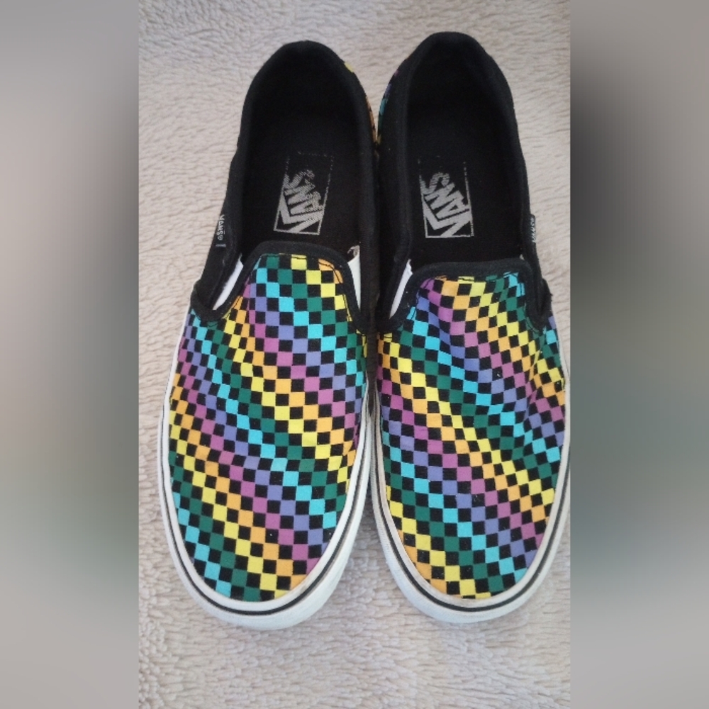 Vans Asher checkered rainbow slip on
